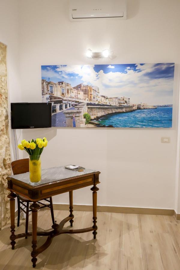 Bed and Breakfast La Sicilia In Un Sogno Syracuse Exterior foto