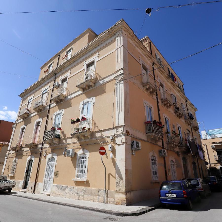 Bed and Breakfast La Sicilia In Un Sogno Syracuse Exterior foto