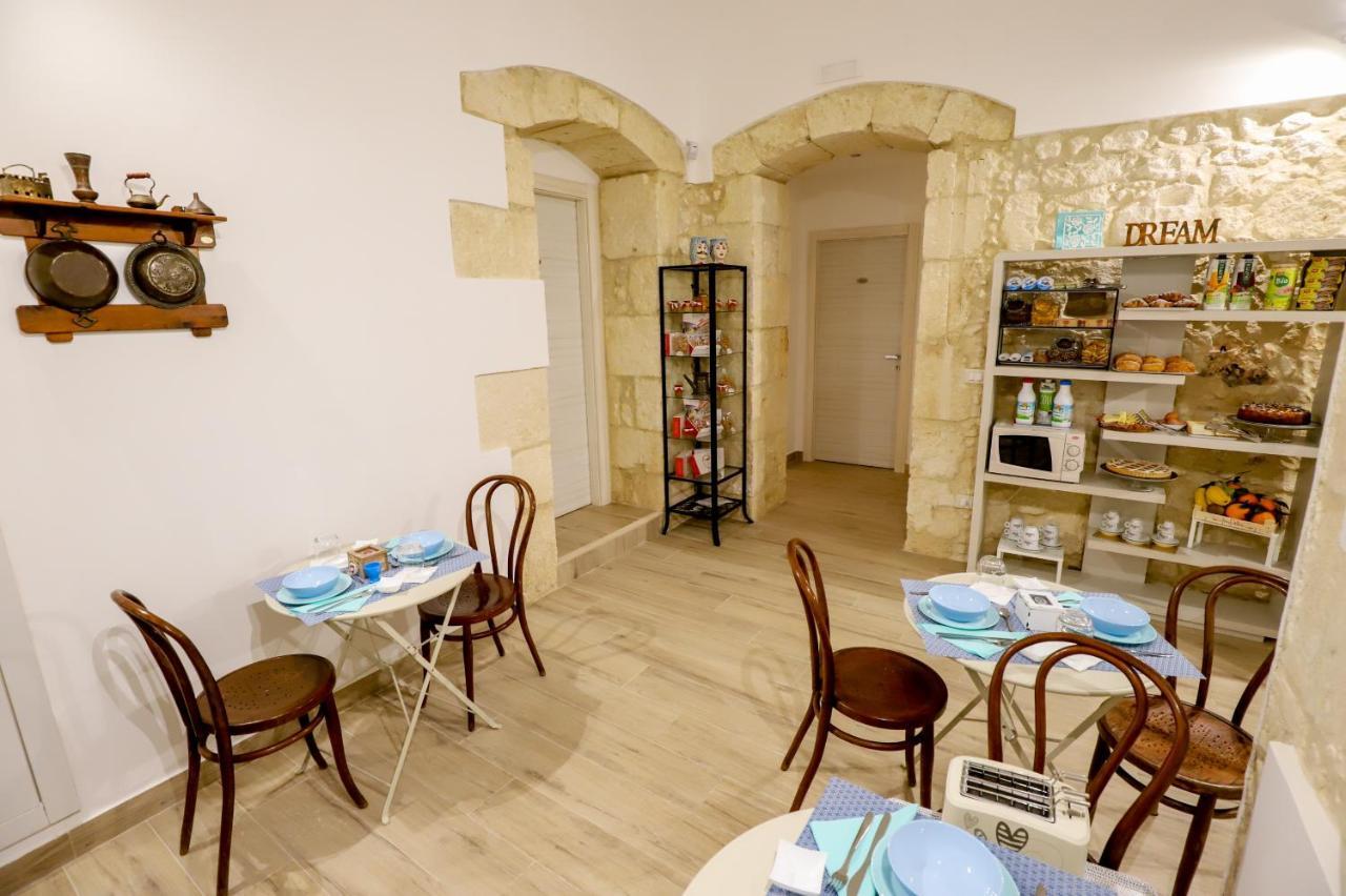 Bed and Breakfast La Sicilia In Un Sogno Syracuse Exterior foto